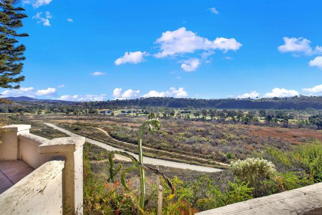 14725 Caminito Porta Delgada, Del Mar, California 92014, 4 Bedrooms Bedrooms, ,4 BathroomsBathrooms,Single Family Residence,For Sale,Caminito Porta Delgada,250001175SD