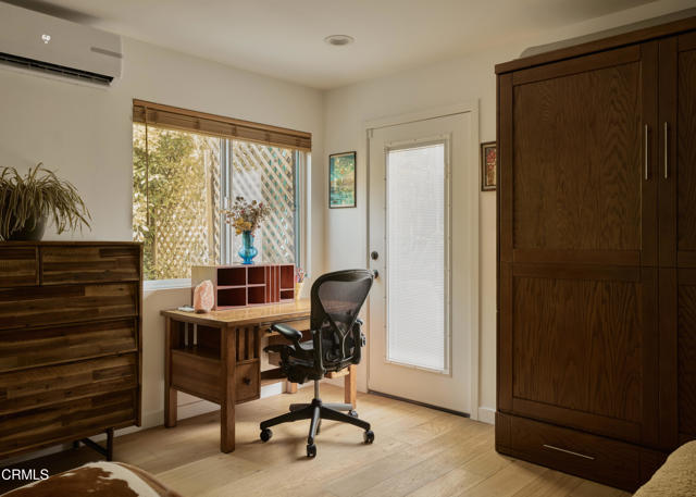 Detail Gallery Image 28 of 32 For 2819 Frederick St, Los Angeles,  CA 90065 - 3 Beds | 3 Baths