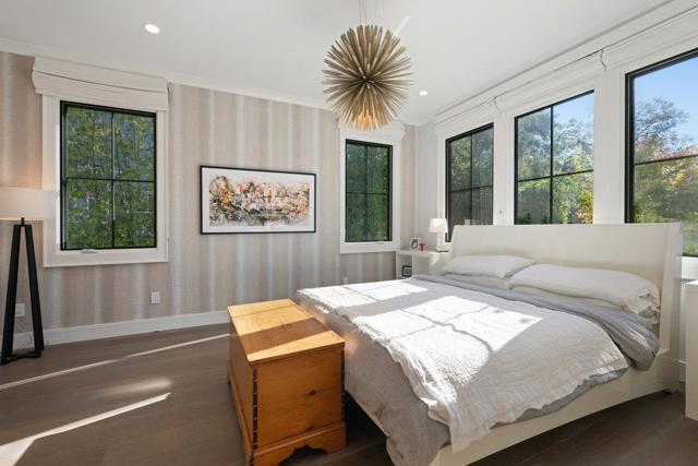 424 Occidental Avenue, San Mateo CA: https://media.crmls.org/mediaz/fb6f0c5f-a833-44ce-9787-bc6084956207.jpg