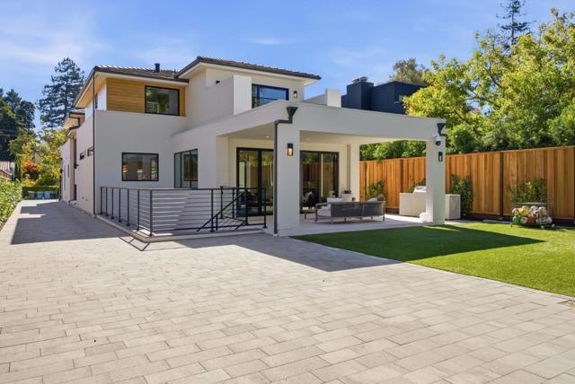 543 Tennyson Avenue, Palo Alto CA: https://media.crmls.org/mediaz/fb6f7409-91e9-432b-997f-8a0b72ab458c.jpg