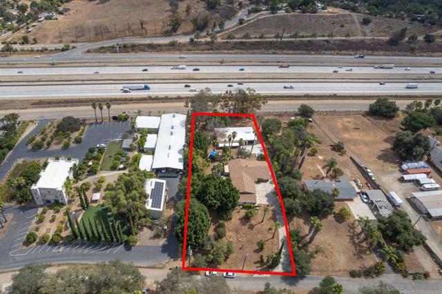 1339 Windsong Ln, Escondido CA: https://media.crmls.org/mediaz/fb6fa9f3-7243-46e1-8304-7cbf2e3359b4.jpg