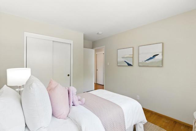 1 Dionne Court, Belmont CA: https://media.crmls.org/mediaz/fb6fff4e-ecfa-4a56-910e-b2085face4c3.jpg