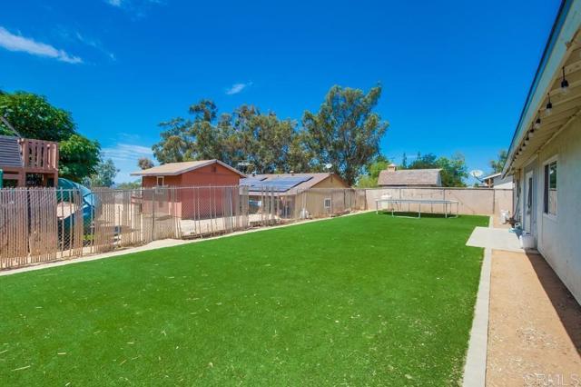 Detail Gallery Image 30 of 33 For 415 3rd St, Ramona,  CA 92065 - 3 Beds | 2 Baths