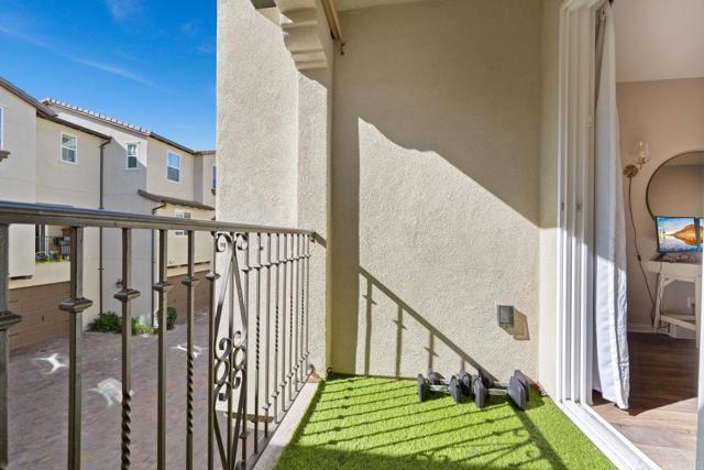 16234 Veridian Circle, San Diego CA: https://media.crmls.org/mediaz/fb70c75d-312c-4c1b-ab4b-f017904dfc21.jpg