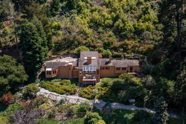 540 Aguajito Road, Carmel CA: https://media.crmls.org/mediaz/fb70f5fb-fa79-496f-a2b8-56d99ed4031e.jpg
