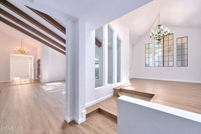 751 Wildwood Avenue, Thousand Oaks CA: https://media.crmls.org/mediaz/fb71ea72-f26e-4de7-9550-3e7b5c7692ea.jpg