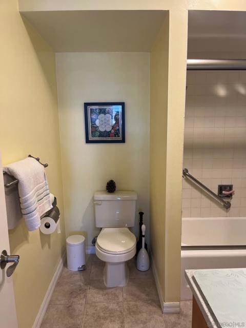 Image 18 of 25 For 800 Prospect St  3e