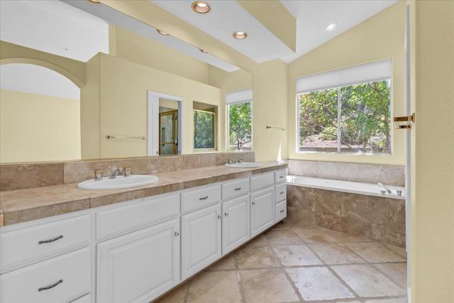 21775 Woodrose Place, Salinas CA: https://media.crmls.org/mediaz/fb73221d-080f-4565-8d67-4d5d054d963a.jpg