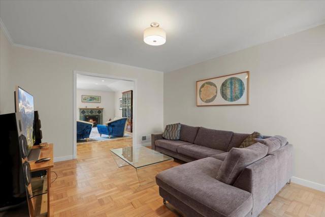 734 Oregon Avenue, San Mateo CA: https://media.crmls.org/mediaz/fb73d519-6295-4cde-8a21-6061fb322f7e.jpg