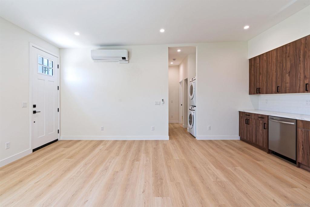 1160 Erica St - photo 12