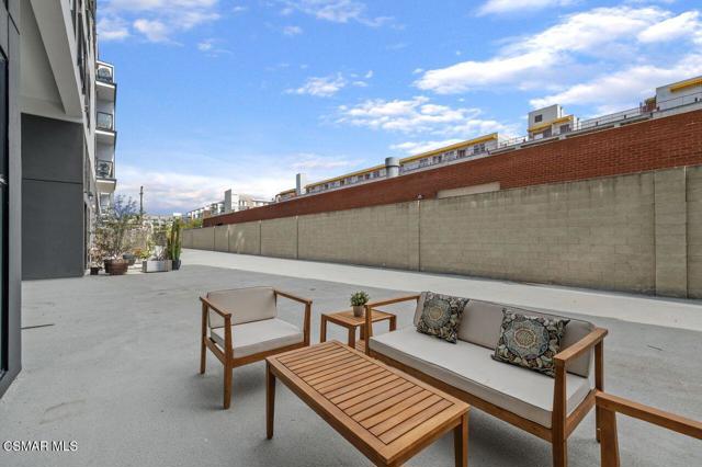 4115 Glencoe Avenue, Marina del Rey CA: https://media.crmls.org/mediaz/fb7510b8-3edd-4983-b0e1-73d0497f2244.jpg
