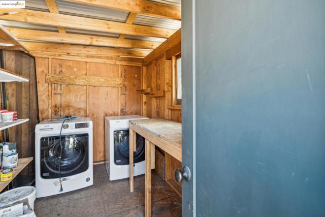 6212 Bernhard, Richmond CA: https://media.crmls.org/mediaz/fb759d15-5396-46e6-904e-7d53aabb22be.jpg