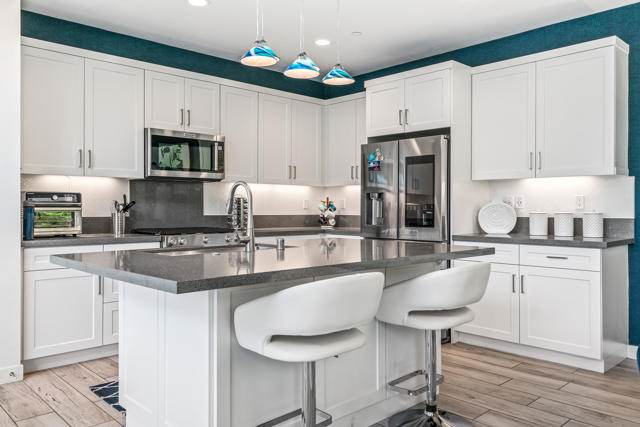 176 Vibe Way, Palm Springs CA: https://media.crmls.org/mediaz/fb75bc73-5690-46a5-baf8-9f79b80574be.jpg