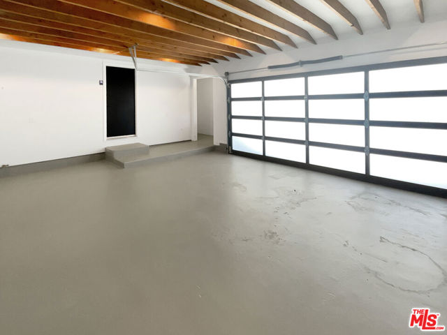 2252 Verde Oak Drive, Los Angeles CA: https://media.crmls.org/mediaz/fb7750ea-9818-4935-9ad4-f4f48654cee5.jpg
