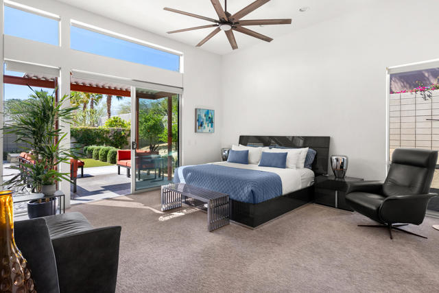1069 Azure Court, Palm Springs CA: https://media.crmls.org/mediaz/fb77b181-09fe-4f1c-b0b6-c037ecf13d86.jpg