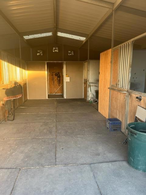 350 San Benancio Road, Salinas CA: https://media.crmls.org/mediaz/fb78388c-9ee8-465a-b07a-576dbf24cfaf.jpg