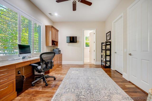 2860 Via Rancheros Way, Fallbrook CA: https://media.crmls.org/mediaz/fb7a78c2-8f9e-43d5-b658-4559c4caf21d.jpg