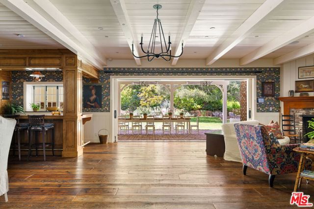 1900 Old Ranch Road, Los Angeles CA: https://media.crmls.org/mediaz/fb7ae320-b362-47a6-baeb-9c8bbdeb1250.jpg
