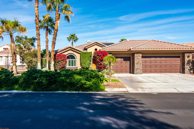 97 Via Bella, Rancho Mirage CA: https://media.crmls.org/mediaz/fb7c5021-a329-4f81-a417-5118476006f0.jpg