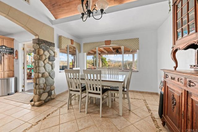 28757 Mac Tan Road, Valley Center CA: https://media.crmls.org/mediaz/fb7d5d0b-6a5a-4aed-a14b-a55184dbbbfe.jpg
