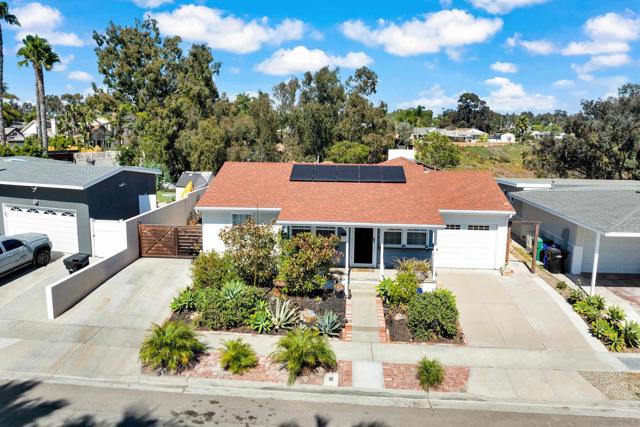 3467 Shawnee Rd, San Diego CA: https://media.crmls.org/mediaz/fb7f09db-744f-4d0c-ade0-1ebfbb883478.jpg