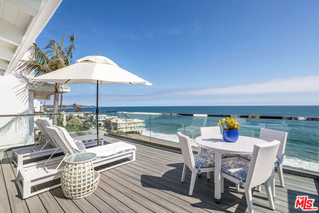 31658 Broad Beach Road, Malibu CA: https://media.crmls.org/mediaz/fb7f3e27-d035-4683-aae3-c80ce0c5119b.jpg