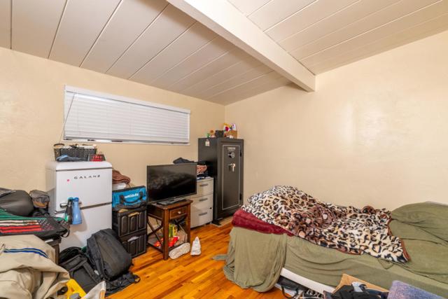 815 Taylor Street, Monterey CA: https://media.crmls.org/mediaz/fb800825-aab2-4297-b8a3-e0af06a31829.jpg