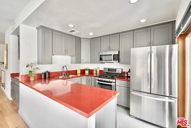 939 15th Street, 7 photo 6