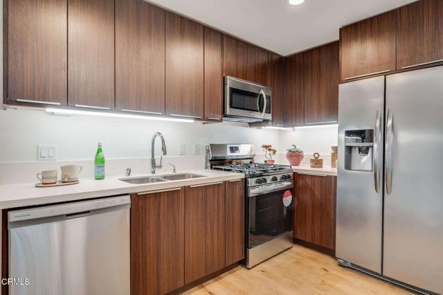 Detail Gallery Image 9 of 26 For 239 S Marengo Ave #302,  Pasadena,  CA 91101 - 1 Beds | 1 Baths