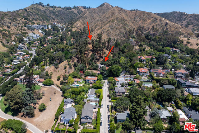 Image 34 of 75 For 1830 Sierra Bonita Avenue