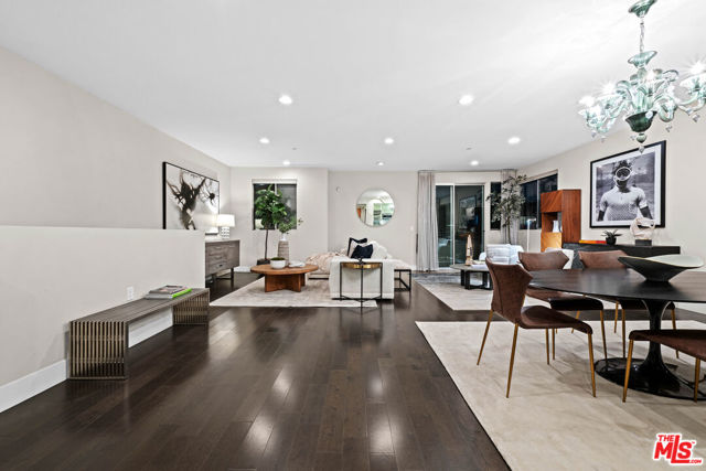1411 N Detroit Street, Los Angeles CA: https://media.crmls.org/mediaz/fb837f56-b4e7-411a-92ed-927a538c173e.jpg