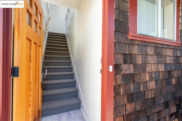 1912 Virginia St, Berkeley CA: https://media.crmls.org/mediaz/fb84cd95-d368-4b3b-a14f-48a8bd8581e7.jpg