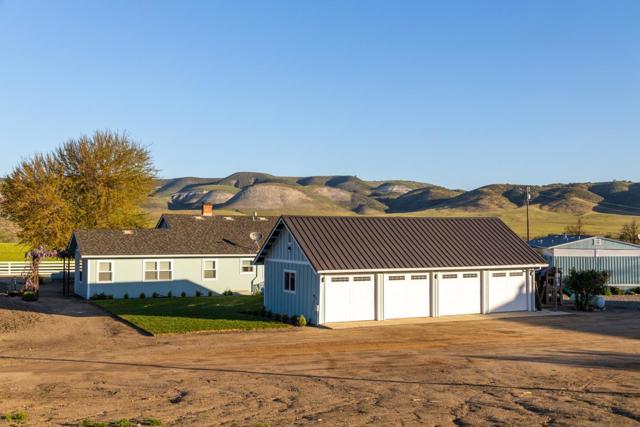 54800 Lonoak Road, King City CA: https://media.crmls.org/mediaz/fb85201b-d99c-44b9-8d95-8b7c8a30fff2.jpg
