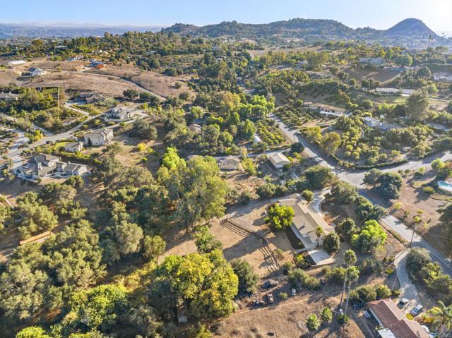 Detail Gallery Image 63 of 74 For 644 46 Del Valle Dr, Fallbrook,  CA 92028 - 4 Beds | 4 Baths