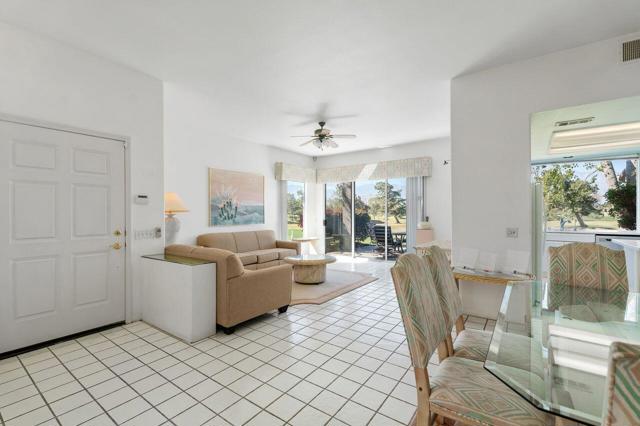36 Colonial Drive, Rancho Mirage CA: https://media.crmls.org/mediaz/fb85478b-5643-414b-bbf1-3f4079960a81.jpg