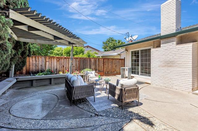 3308 Valley Forge Way, San Jose CA: https://media.crmls.org/mediaz/fb857b1e-c7cf-42c7-8121-223aa060abce.jpg