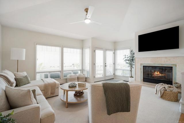 2010 Cambridge Avenue, Cardiff by the Sea CA: https://media.crmls.org/mediaz/fb870181-749b-4c04-a53f-1b08b6c3ad99.jpg