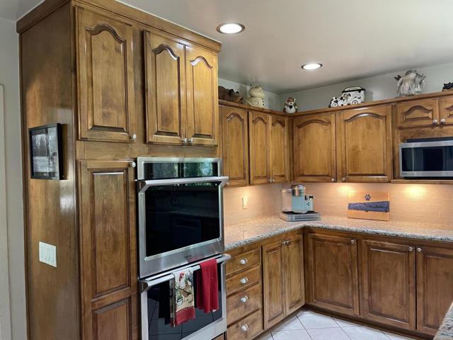 Image 14 of 60 For 38540 38540 Alva Drive