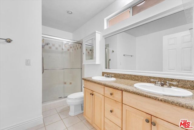 23264 Calvert Street, Woodland Hills CA: https://media.crmls.org/mediaz/fb877423-6ae9-44fe-8397-7898ae503618.jpg