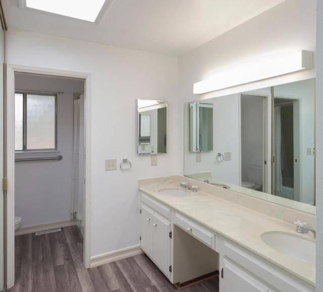 15 Pinehill Way, Monterey CA: https://media.crmls.org/mediaz/fb877cc8-6c75-47ea-b948-7a0fe331b6ec.jpg