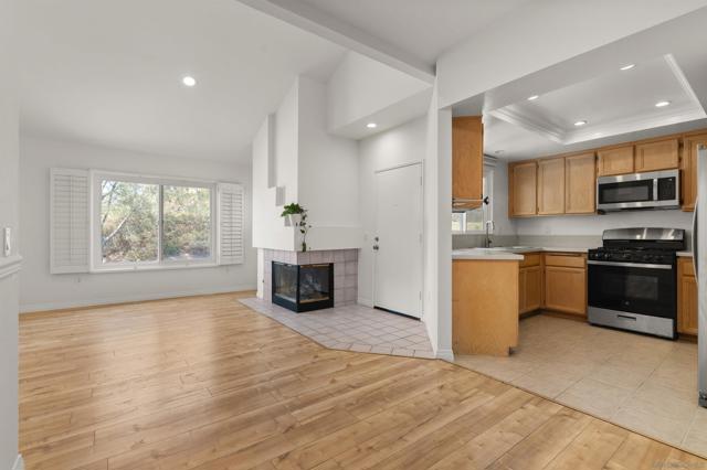 10885 Scripps Ranch Blvd, San Diego CA: https://media.crmls.org/mediaz/fb87a4ca-8531-4710-a230-26fcf83df4c1.jpg