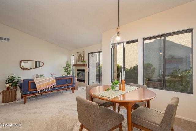 268 Novina Place, Camarillo CA: https://media.crmls.org/mediaz/fb87d779-d027-4303-8bdd-747c5f68233e.jpg