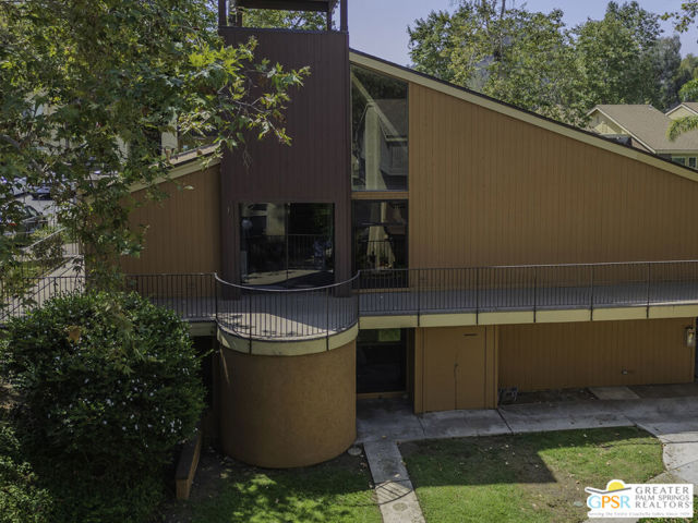 Image 22 of 30 For 6036 Rancho Mission Road 336