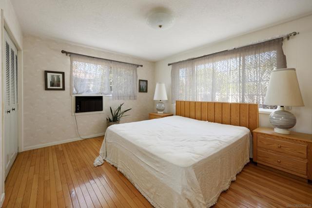 8550 Roach Drive, La Mesa CA: https://media.crmls.org/mediaz/fb888e26-d747-41ba-9b1b-6081e7b65ff6.jpg