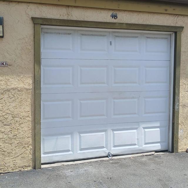 2041 E Grand Avenue, Escondido CA: https://media.crmls.org/mediaz/fb895881-7c69-4050-b0c3-80f8577d4bcf.jpg