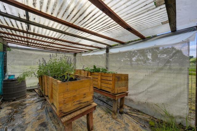 874 Feather Drive, Copperopolis CA: https://media.crmls.org/mediaz/fb8a253c-5808-4440-9522-86a8ff0064d5.jpg