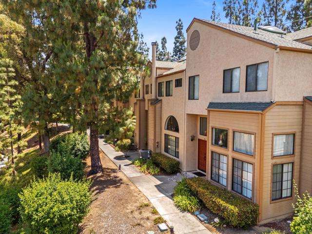 Detail Gallery Image 13 of 14 For 9411 Lake Murray Blvd #B,  San Diego,  CA 92119 - 3 Beds | 2/1 Baths