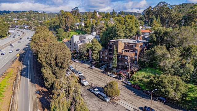 Image 11 of 26 For 9716 Mountain Blvd