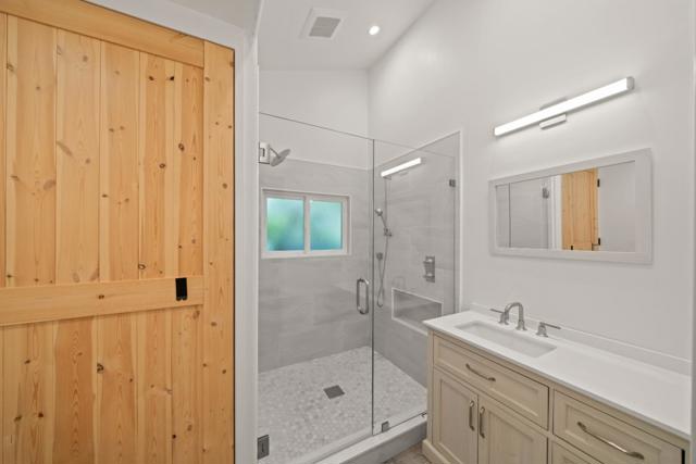 1353 Edgewood Road, Redwood City CA: https://media.crmls.org/mediaz/fb8b4129-9413-4412-9eca-0b9b49cdb881.jpg
