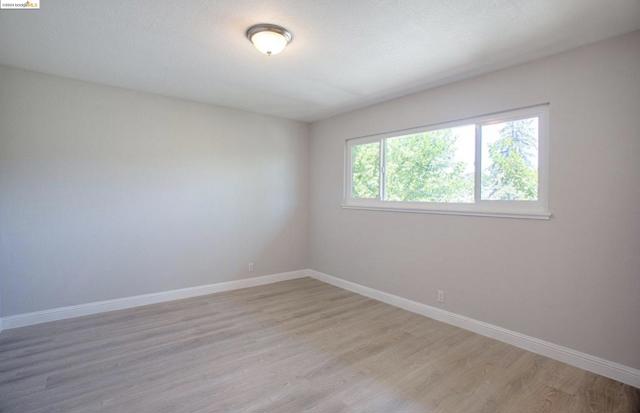 Image 18 of 28 For 2261 48th Ave